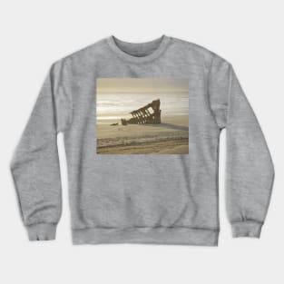 Misty Sunset Shipwreck - Oregon Coast Crewneck Sweatshirt